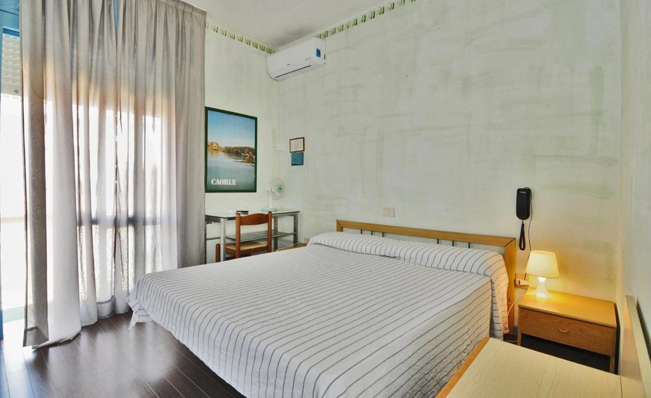 Hotel Antonella Caorle Exterior photo