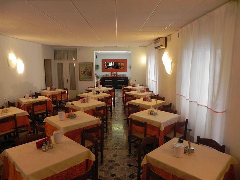Hotel Antonella Caorle Exterior photo
